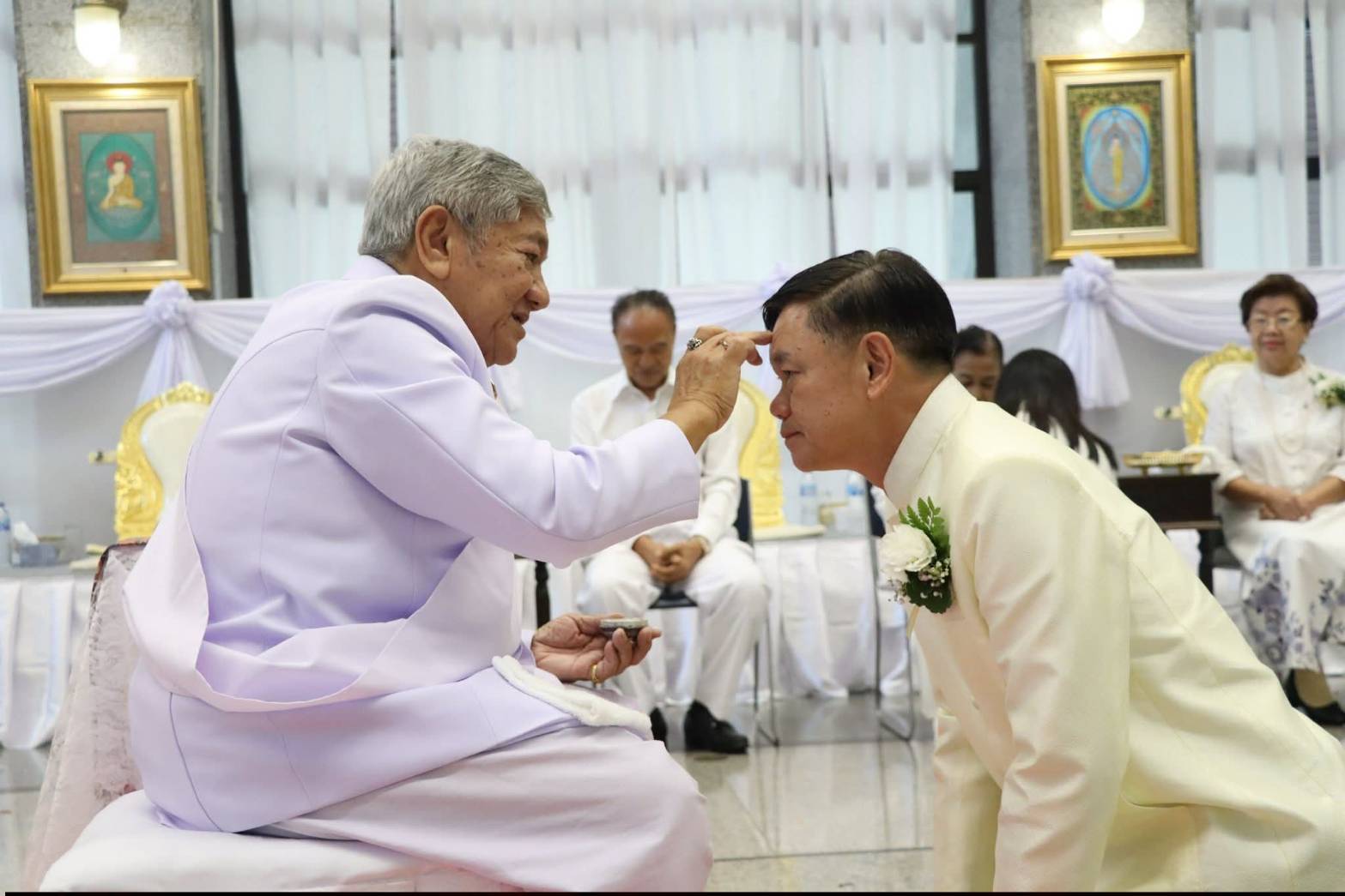 title - ศูนย์ส่งเสริมและพัฒนาอาชีพเสริมนอกภาคการเกษตร โดย สำนักงานการปฏิรูปที่ดินเพื่อเกษตรกรรม จัดโครงการพัฒนาบุคลากรเพื่อเพิ่มประสิทธิภาพการดำเนินงานด้านศิลปหัตถกรรม กิจกรรมไหว้ครูช่าง ณ ชั้น 2 อาคารพระมิ่งขวัญ ศูนย์ส่งเสริมและพัฒนาอาชีพเสริมนอกภาคการเกษตร (ศูนย์ศิลปาชีพบางไทรฯ (เดิม))
